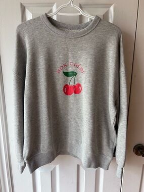 Chaser Mon Cheri Grey Pullover